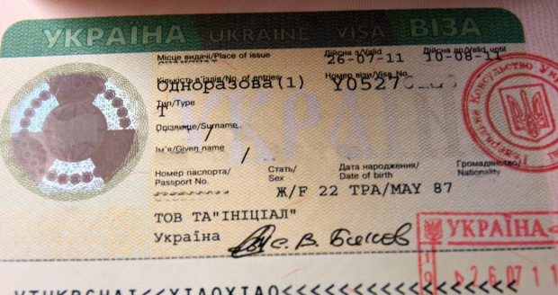 Украина выходит из СНГ и вводит визовый режим с Россией