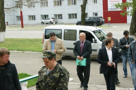 Депутатам Каховского горсовета выдали скандальное решение по Карасевичу