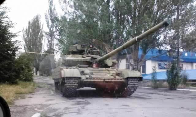 Утром колонна военной техники из РФ вошла в Украину - СМИ