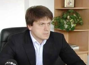Винник просит Миколаенко разобраться с директором лицея при ХГУ Томилиной