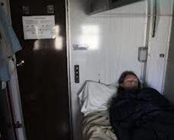 В Новоалексеевке проводники зарабатывают на замерзших пассажирах