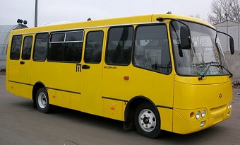 Херсонские перевозчики выделили автобусы для перевозки к Камышанскому кладбищу воинов-афганцев