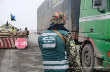 На Границе с Крымом задержали 20 т. картофеля с подозрительными документами