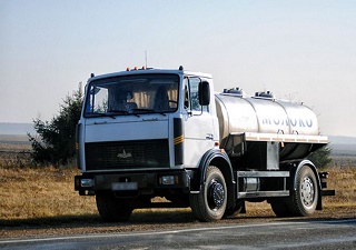 Херсонские аграрии заявляют, что молоко с материковой Украины бесконтрольно вывозят в Крым