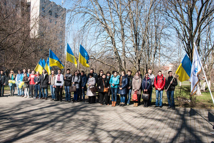 ХНТУ создал "Алею Славы", посвященную украинским защитникам