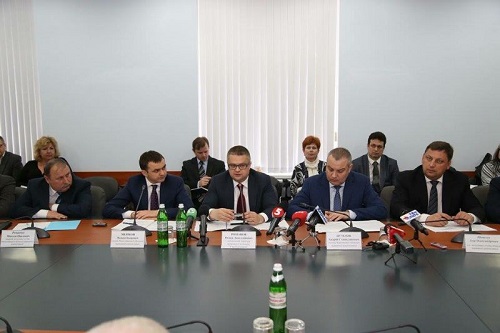 Двое губернаторов договаривались с главой "Укроборонпрома" о сотрудничестве