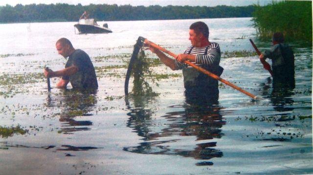Херсонские рыбаки и рыбзаводы своими силами спасают водоёмы