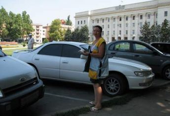 Поступления сбора за места для парковки транспортных средств приближаются к 1 млн гривен