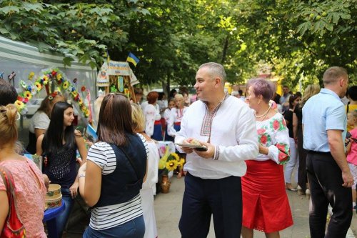 В Херсоне открілась выставку «Барвыста Украина»
