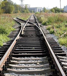 Железную дорогу в Крым перекроют бетонными плитами