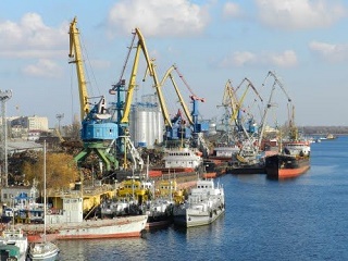 В Херсонском речпорту уволили все начальство