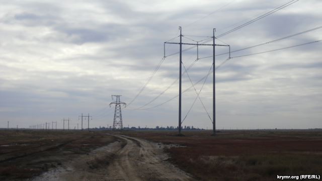 Поставки электроэнергии в Крым сократились, – Ислямов