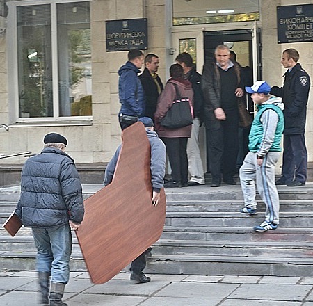 Переполох в Цюрупинском горсовете