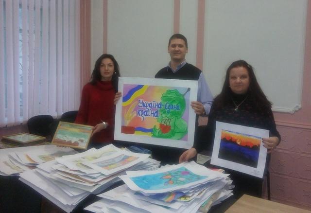 Депутаты горсовета хотят выделить организации мастеров декоративно-прикладного и изобразительного искусства «Днепровская палитра» 130 тыс. грн.