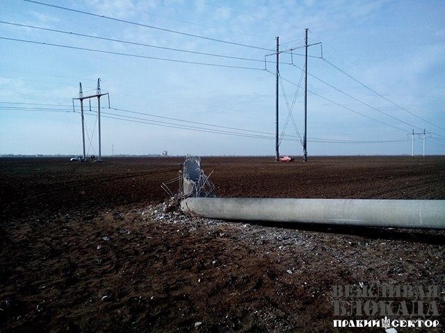 Подрыв опор ЛЭП могут использовать как повод для разгона "Крымского Майдана", - ПС