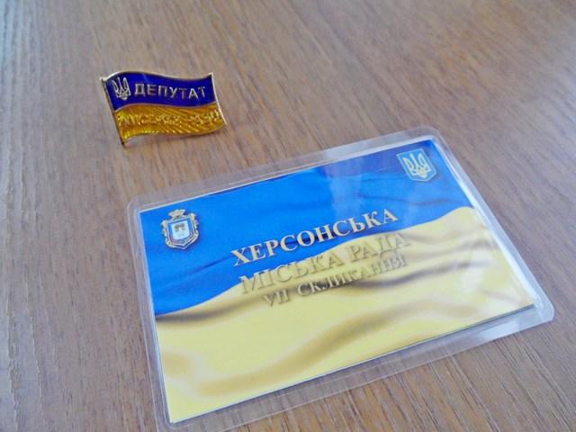 Устинов считает, что новые депутаты "уже достаточно покрасовались"