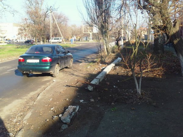 Водитель автомобиля ВАЗ устроил "энергоблокаду" в Геническе