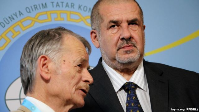 Лидеры крымских татар обсудили с главой МИД Турции создание на границе с Крымом военного подразделения