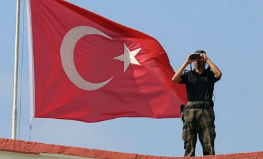Турция опровергла поддержку крымскотатарского батальона