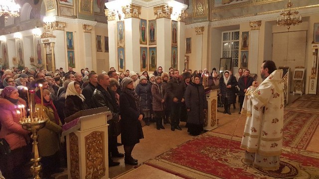 Новый год в Херсонской епархии начался архиерейским Богослужением о мире