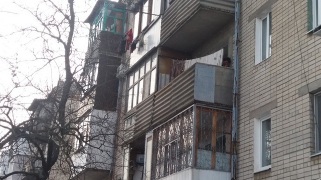 В Херсоне женщина едва не замерзла на собственном балконе