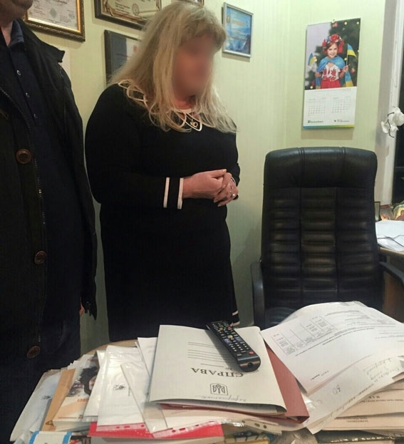 Директора Бериславского педколледжа задержали на взятке