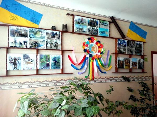 В Новой Каховке открылась выставка фоторабот из зоны АТО