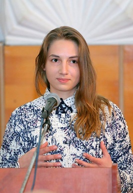 Секретарем Каховского горсовета стала 23-летняя представитель "Самопомощи" Лилия Дроздик