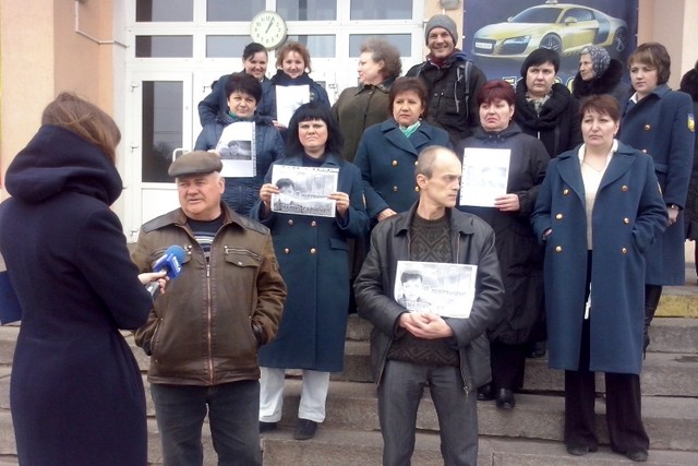 Херсонские железнодорожники вышли на общенациональную акцию #FreeSavchenko