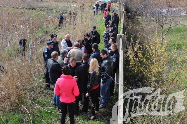 Снос забора в Антоновке загруз в прямом и переносном смыле