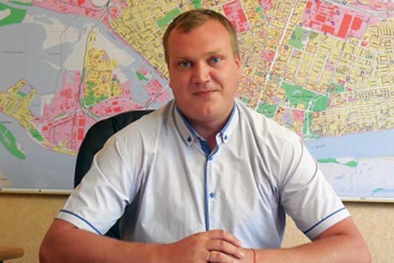 Депутат Херсонского облсовета пообещал вынести Игоря Шапрана из кабинета вместе с креслом