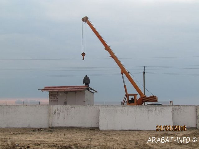 Арабатскую стрелку вовсю готовят к туристическому сезону