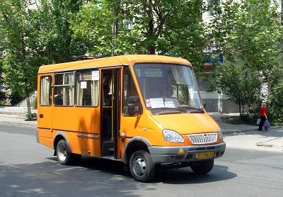 Херсонцы просят продлить автобусный маршрут до поликлиники на Шуменськом