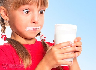 Новокаховским школьникам закупают молоко по 15 грн за литр