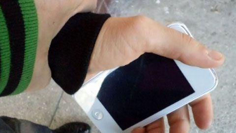 В Новой Каховке один безработный отобрал у другого мобильный телефон