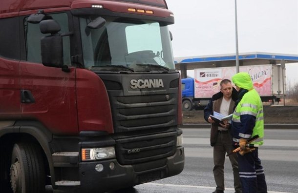 Украинских водителей грузовиков и автобусов ждет переаттестация