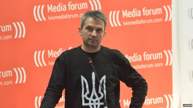 Украинский журналист просит СБУ разобраться с маршрутками в Крым