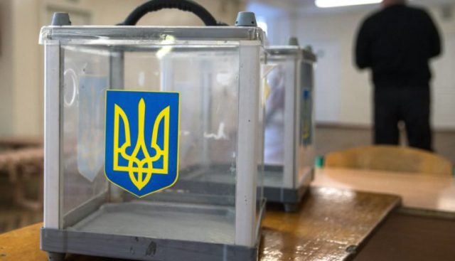 Эксперт объяснила почему голос за Вилкула - это голос в  поддержку Порошенко
