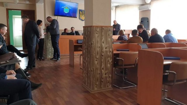 Сессия в Каховском горсовете снова не состоялась: не набрался кворум