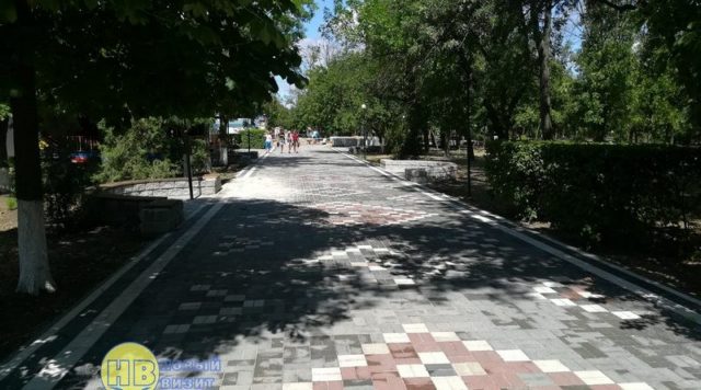 В Геническом парке имени Шевченко обустроят зону тихого отдыха