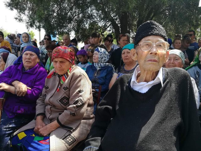 В Геническом районе почтили память жертв Депортации крымскотатарского народа
