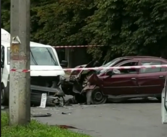 В сети появилось видео с места аварии на Залаегерсег