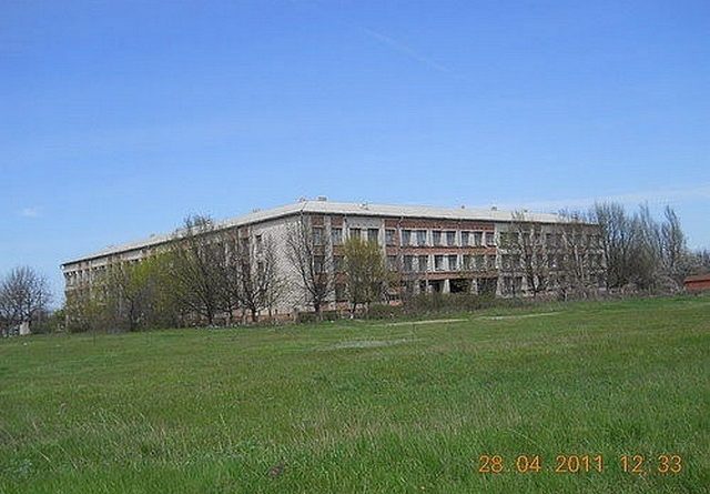 В Новоалексеевской школе №2 заменят кровлю за 3,6 млн. гривен