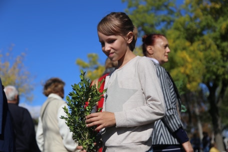 В Херсоне сегодня официально открыли сквер имени Лошкарева: фоторепортаж с торжеств