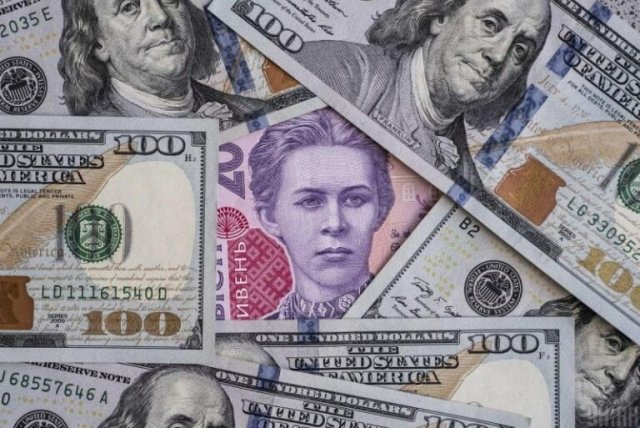 Банкір спрогнозував курс доллара на початку червня: “Спостерігатиметься ефект шейкера“