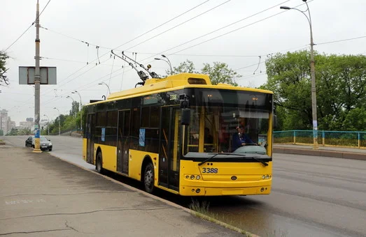 У Херсоні зупинять рух тролейбусів № 9, 11, 12 через ремонт мережі