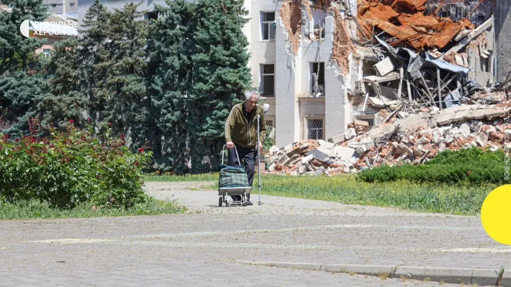 1555 день війни: росіяни обстрілюють Херсонщину, ЗСУ знищують їх склади