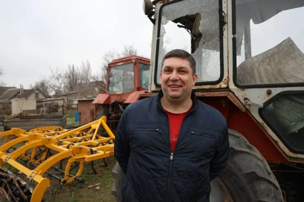 43 аграріїв поранено, 17 загинули — фермери Херсонщини повертають техніку і сіють під обстрілами