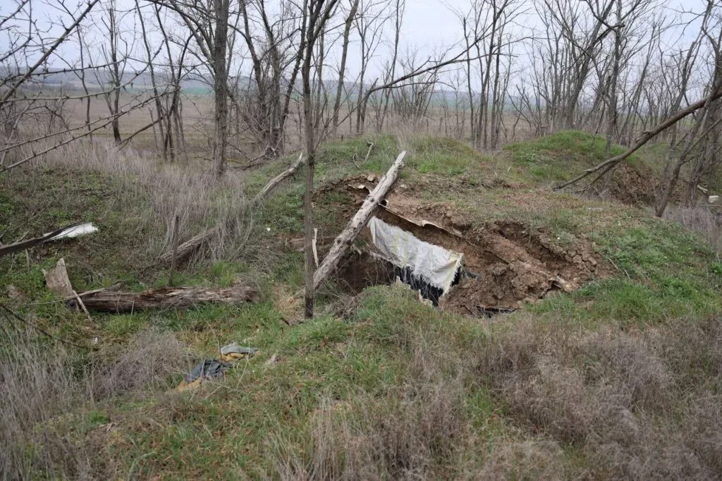 Поля Херсонщини, порізані бліндажами, посівна кампанія під обстрілами 3