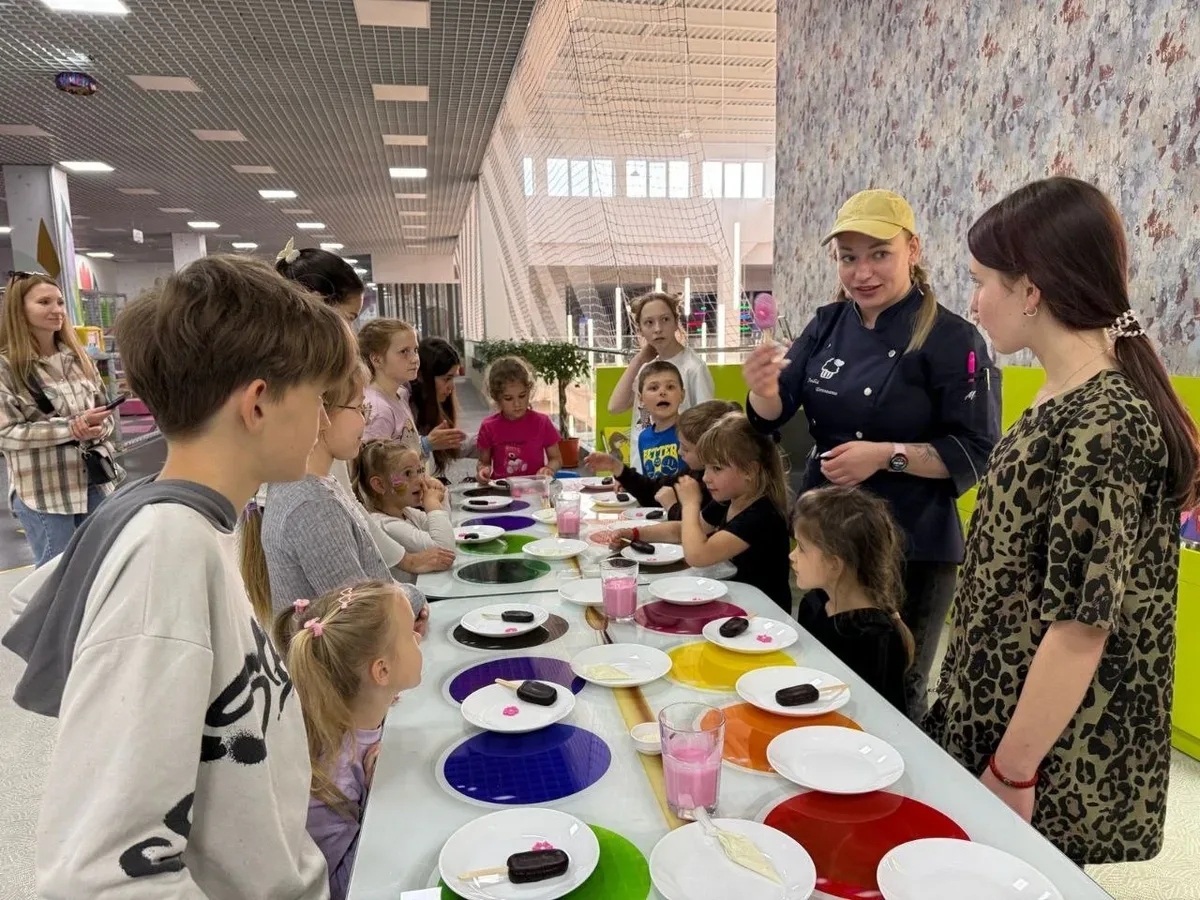 Діти-переселенці з Херсонщини на дні розваг в Одесі, фоторепортаж з події. 1